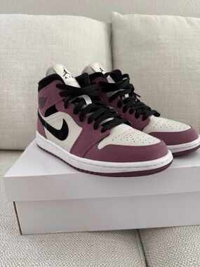 Nike Air Jordan 1 Mid White, Mulberry & Black